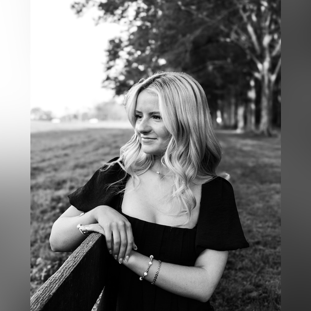Meet your Posher, Emma